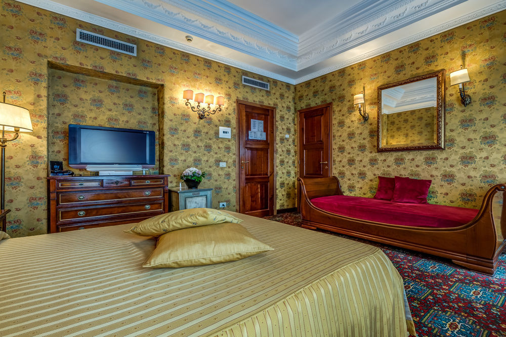 Atlante Star 4*